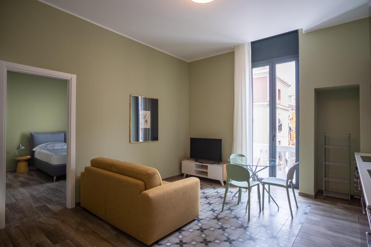 Palazzo Zippitelli Apartments Bari Exterior photo