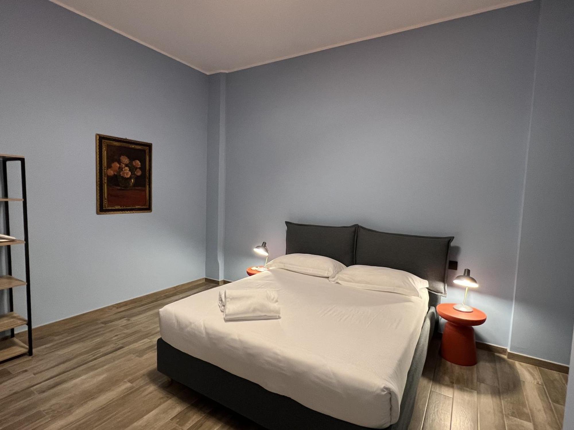 Palazzo Zippitelli Apartments Bari Room photo